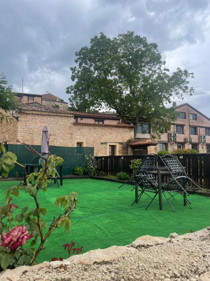 Casa Carabias Guest House ภายนอก รูปภาพ